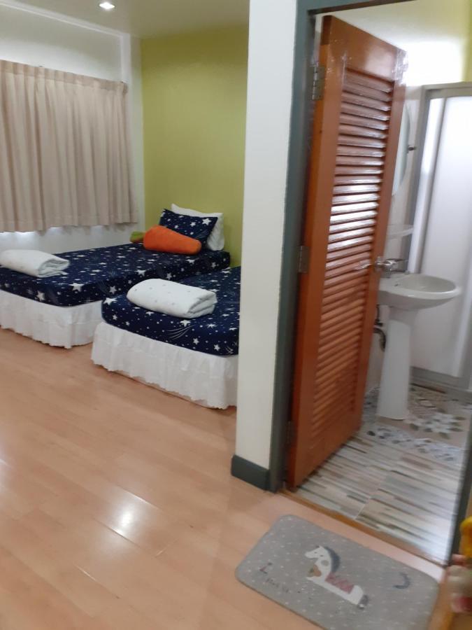 Twin Room Private Bathroom