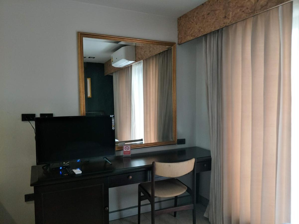 Deluxe Twin Room,1033125929:JPEG