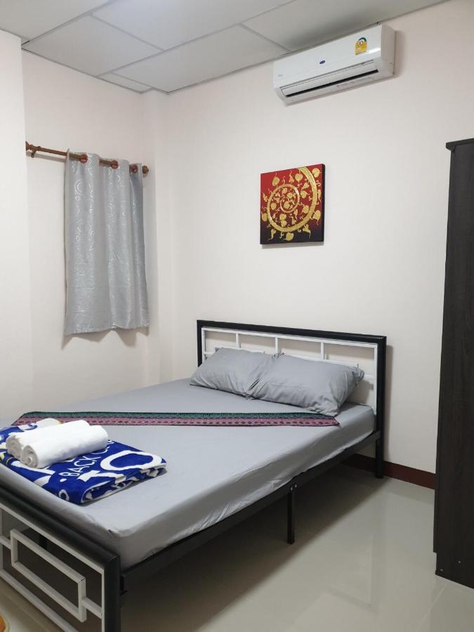 Apartment,1042477855:JPEG
