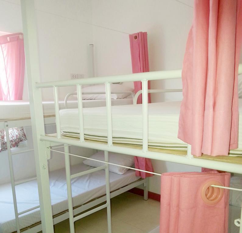 Etagenbett im Schlafsaal für Frauen