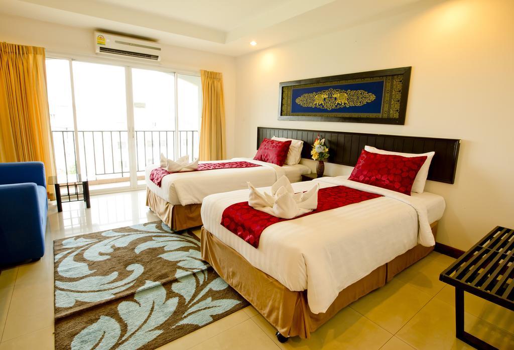 Deluxe Double or Twin Room