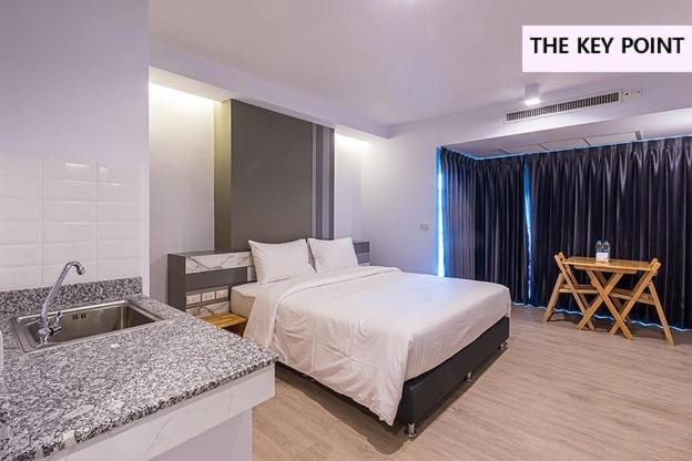 Standard King Room,1136231866:JPEG