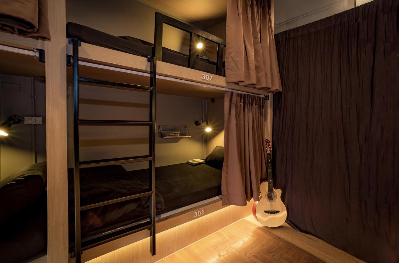 Bed 6-Bed Female Dormitory Room