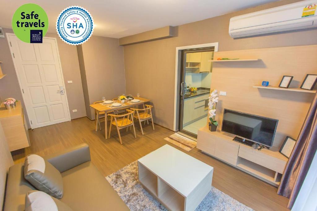 Premier One-Bedroom Suite