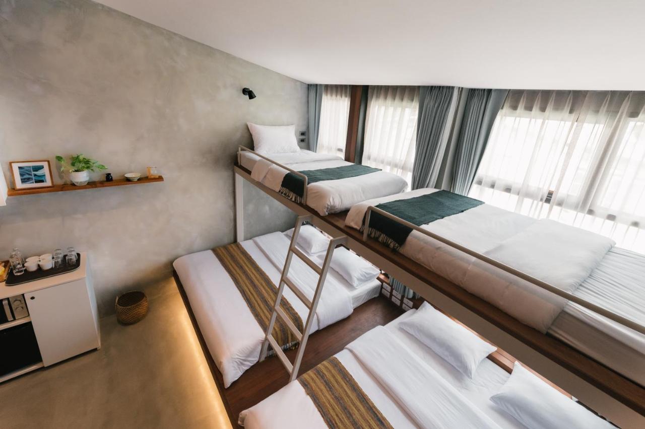 Quarto Familiar com Casa de Banho Partilhada
