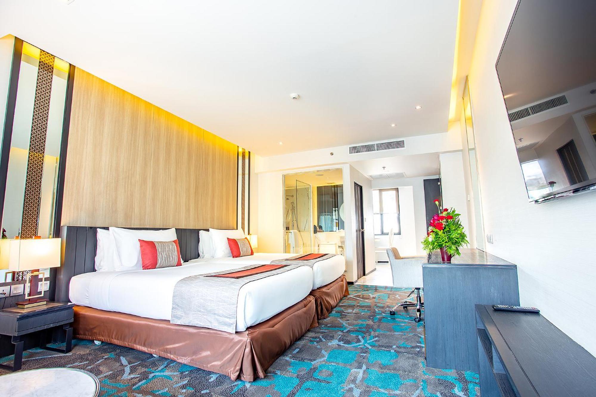 Suite City View