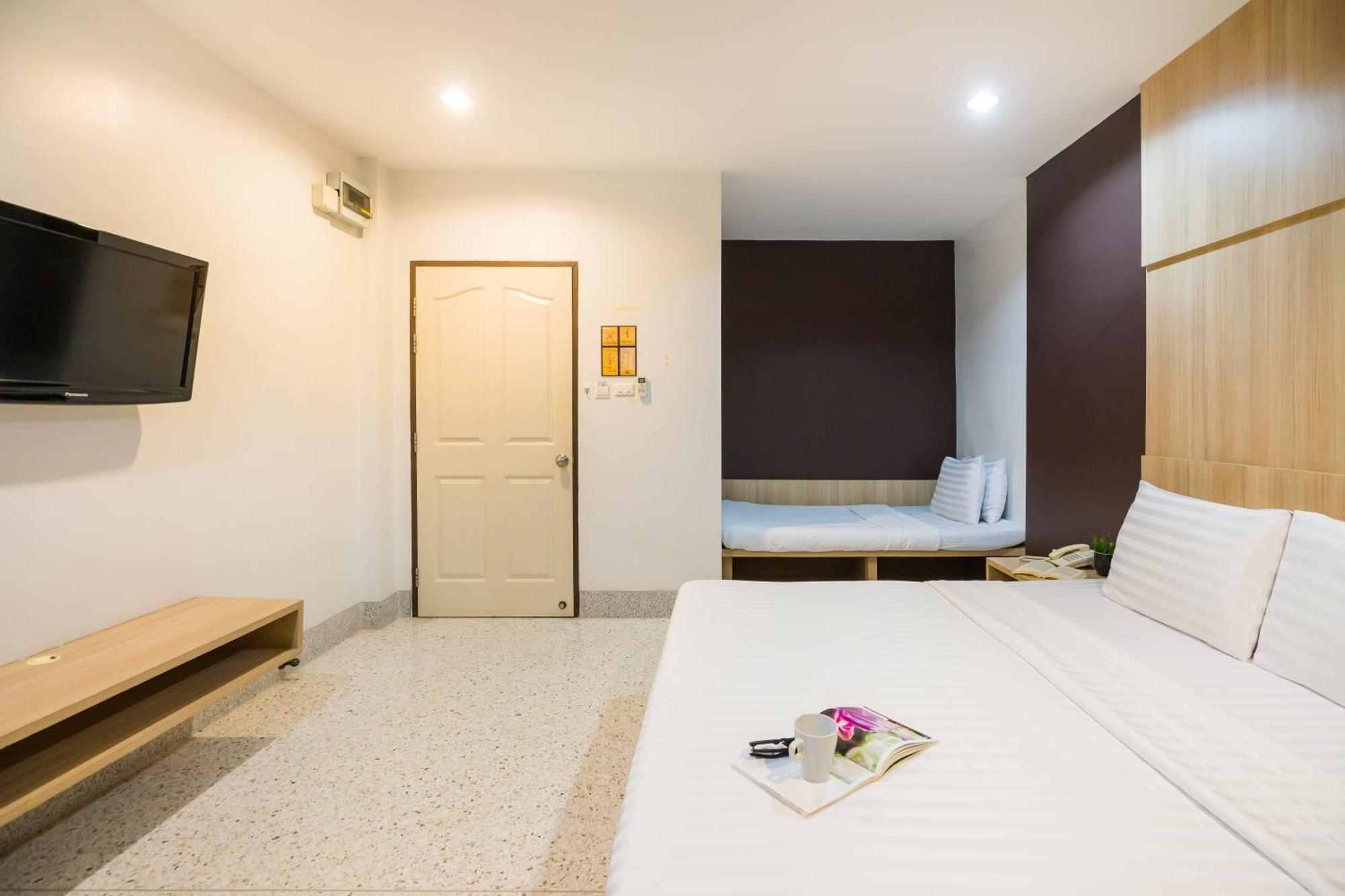 Standard Triple Room without a Window