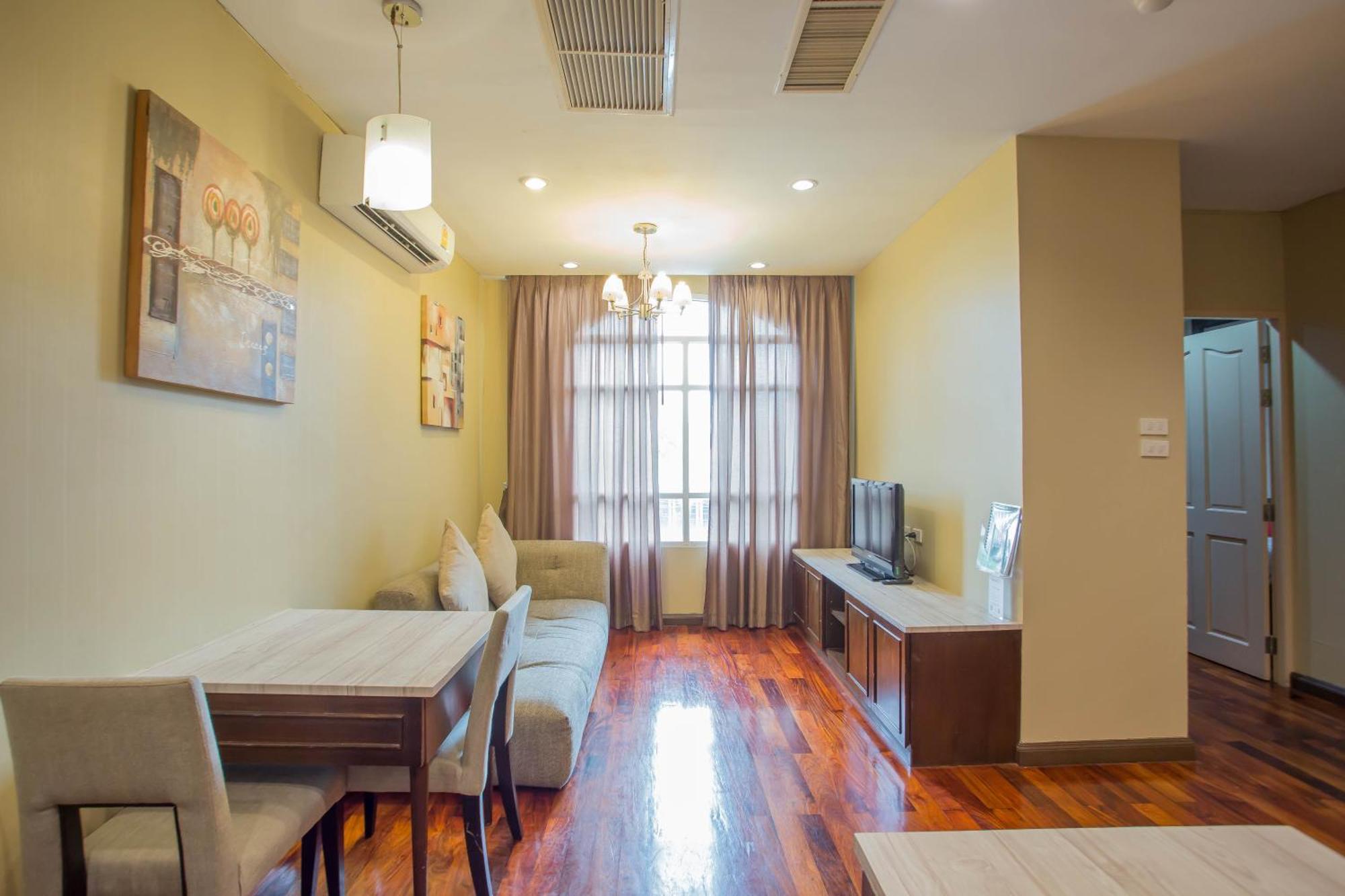 One-Bedroom Suite