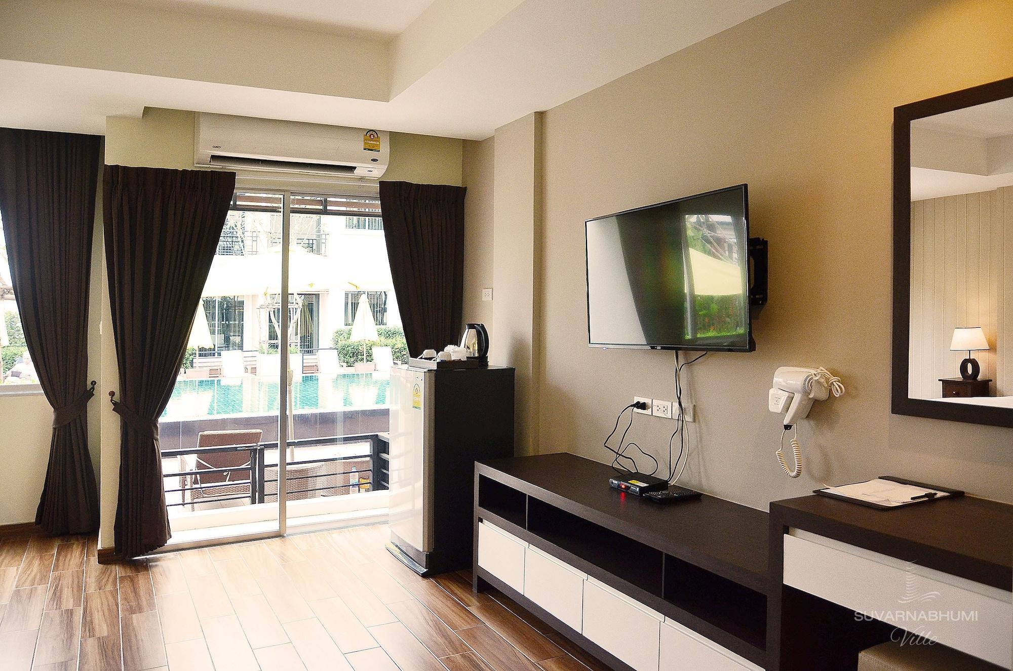 Premier Double Room Pool Access,1279513597:JPEG
