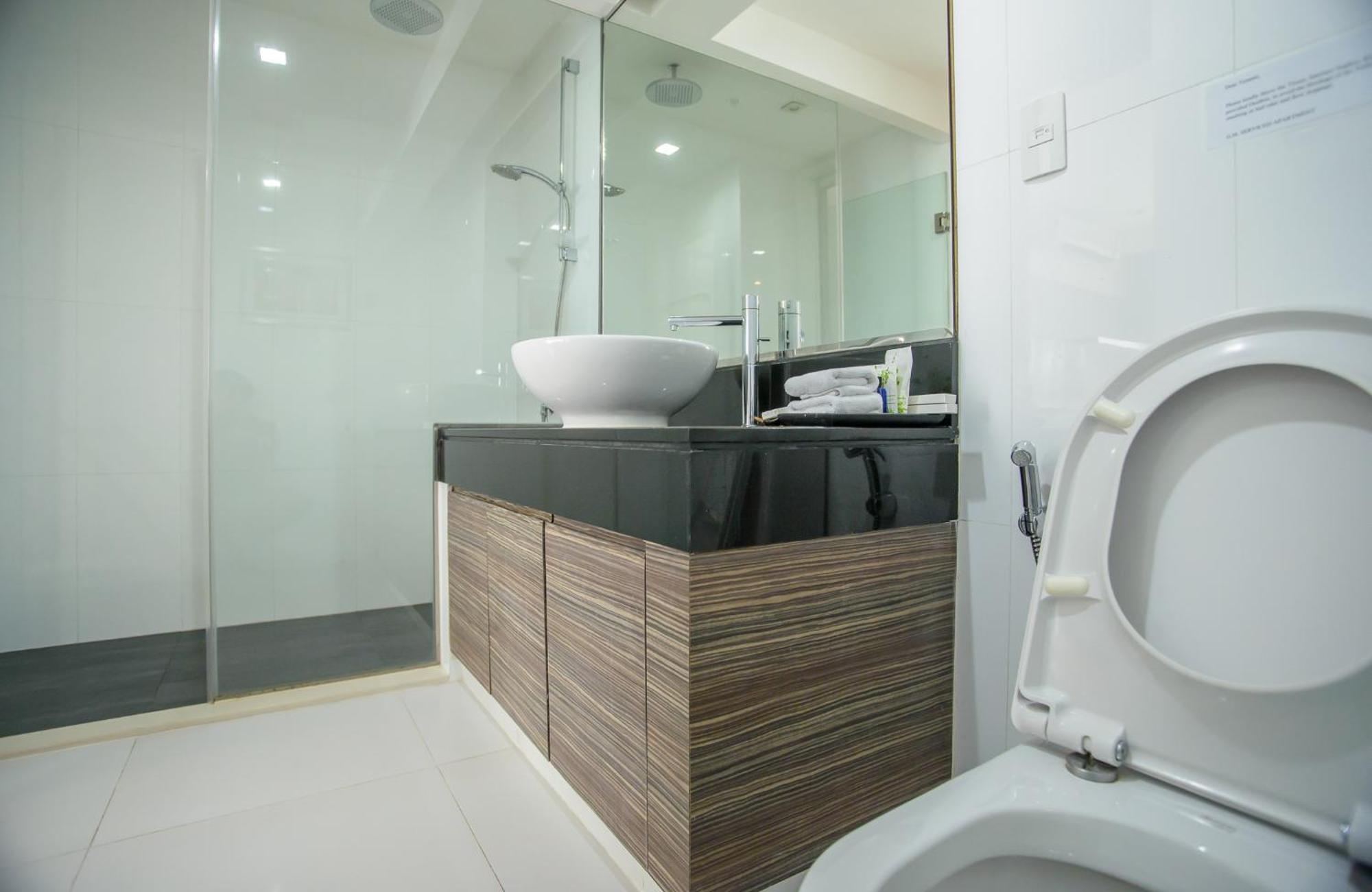 One-Bedroom Standard