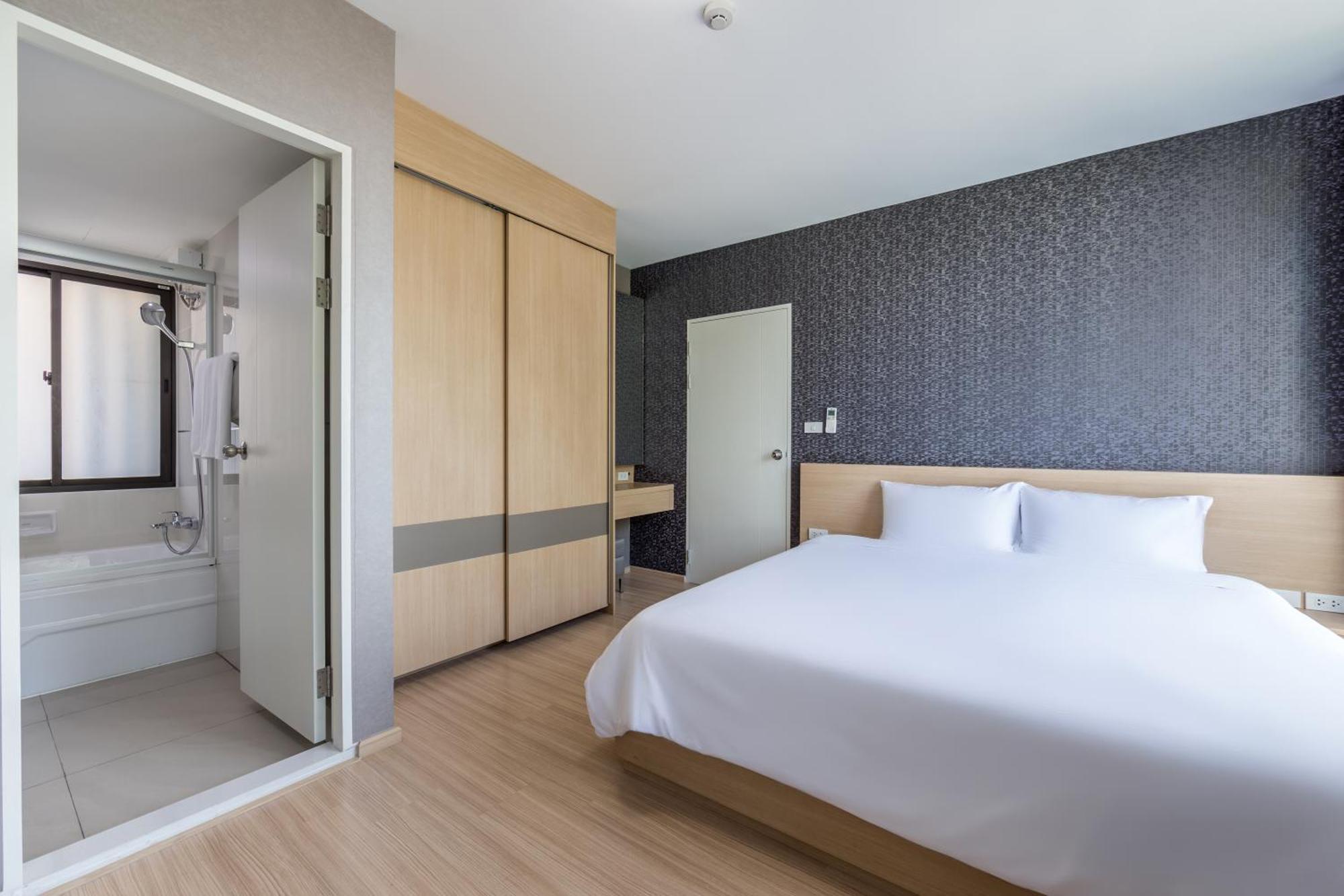 Two-Bedroom Suite