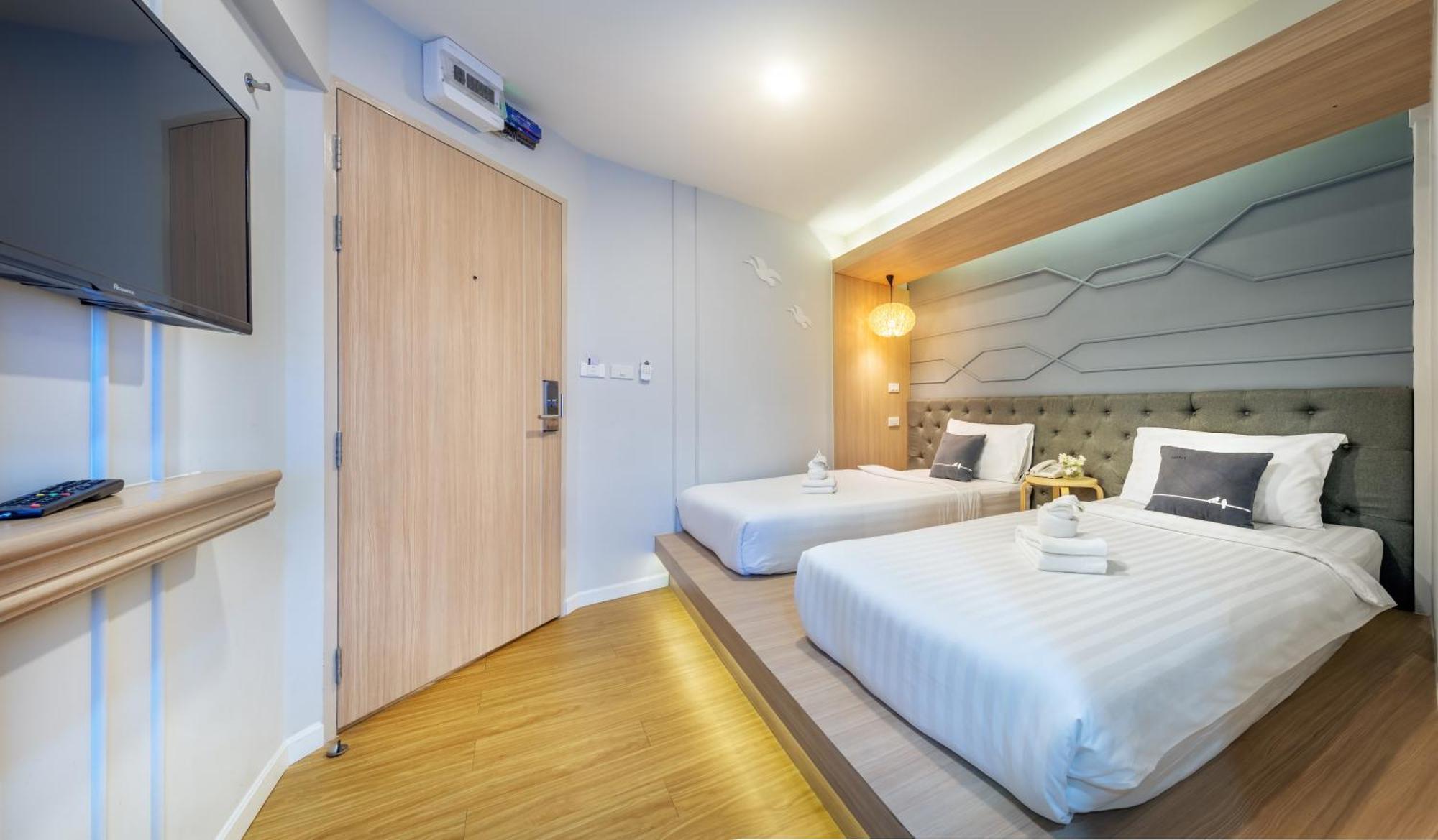 Large Double or Twin Room