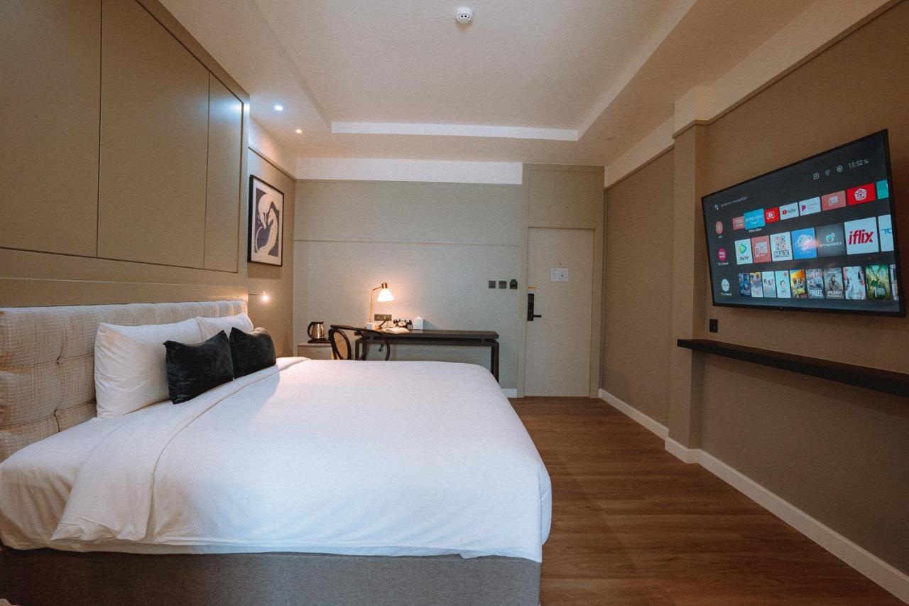 Double Room Private Bathroom
