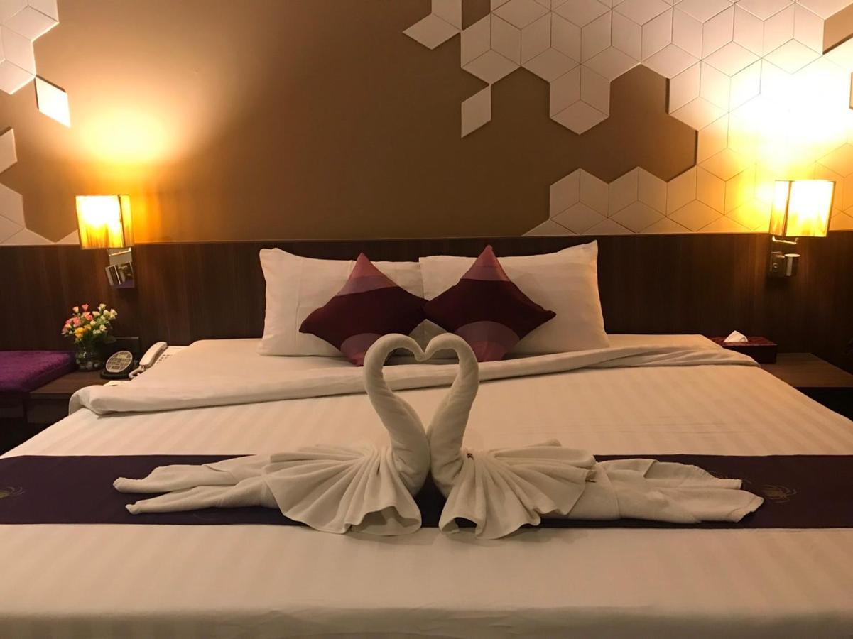 Luxury Suite,1252076878:JPEG