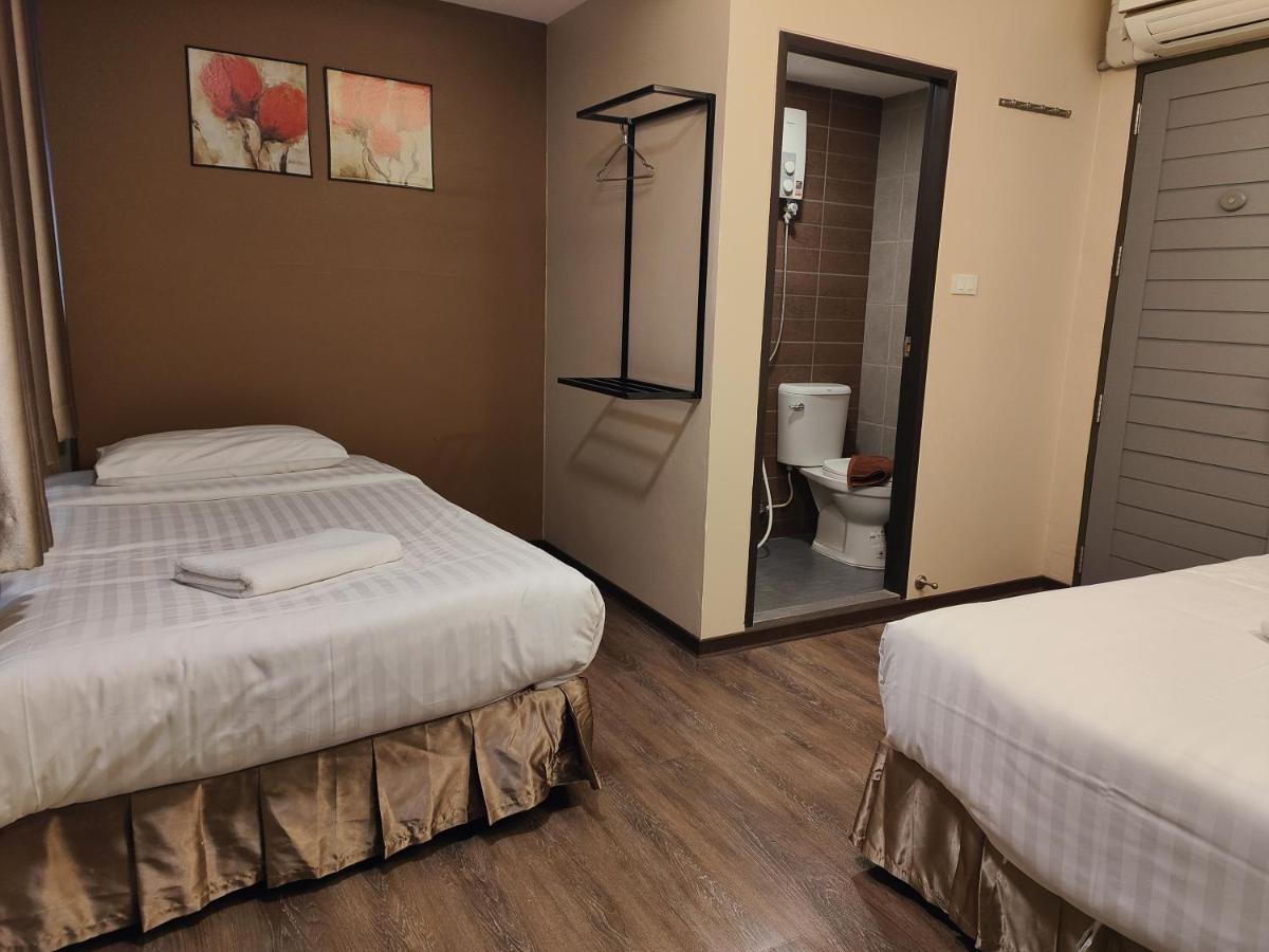 Deluxe Triple Room,1252343923:JPEG