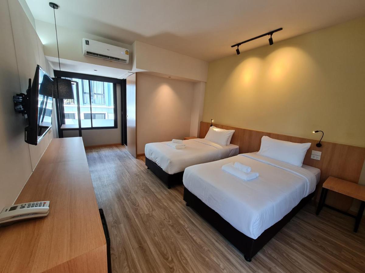 Twin Room,1255361176:JPEG
