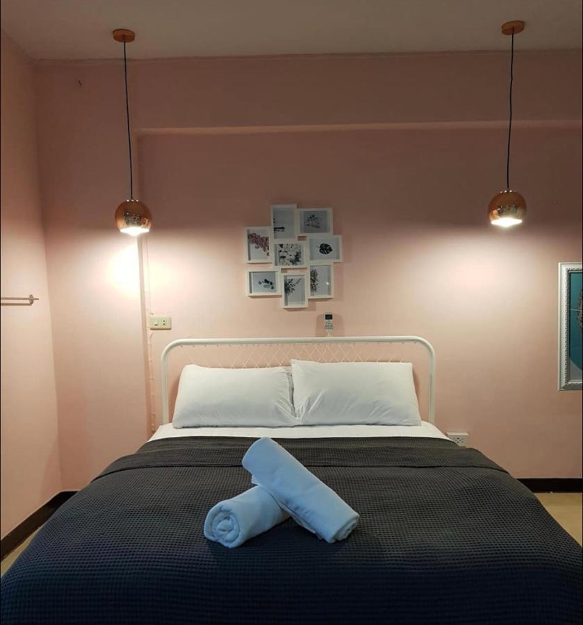 Apartamento com 1 Quarto