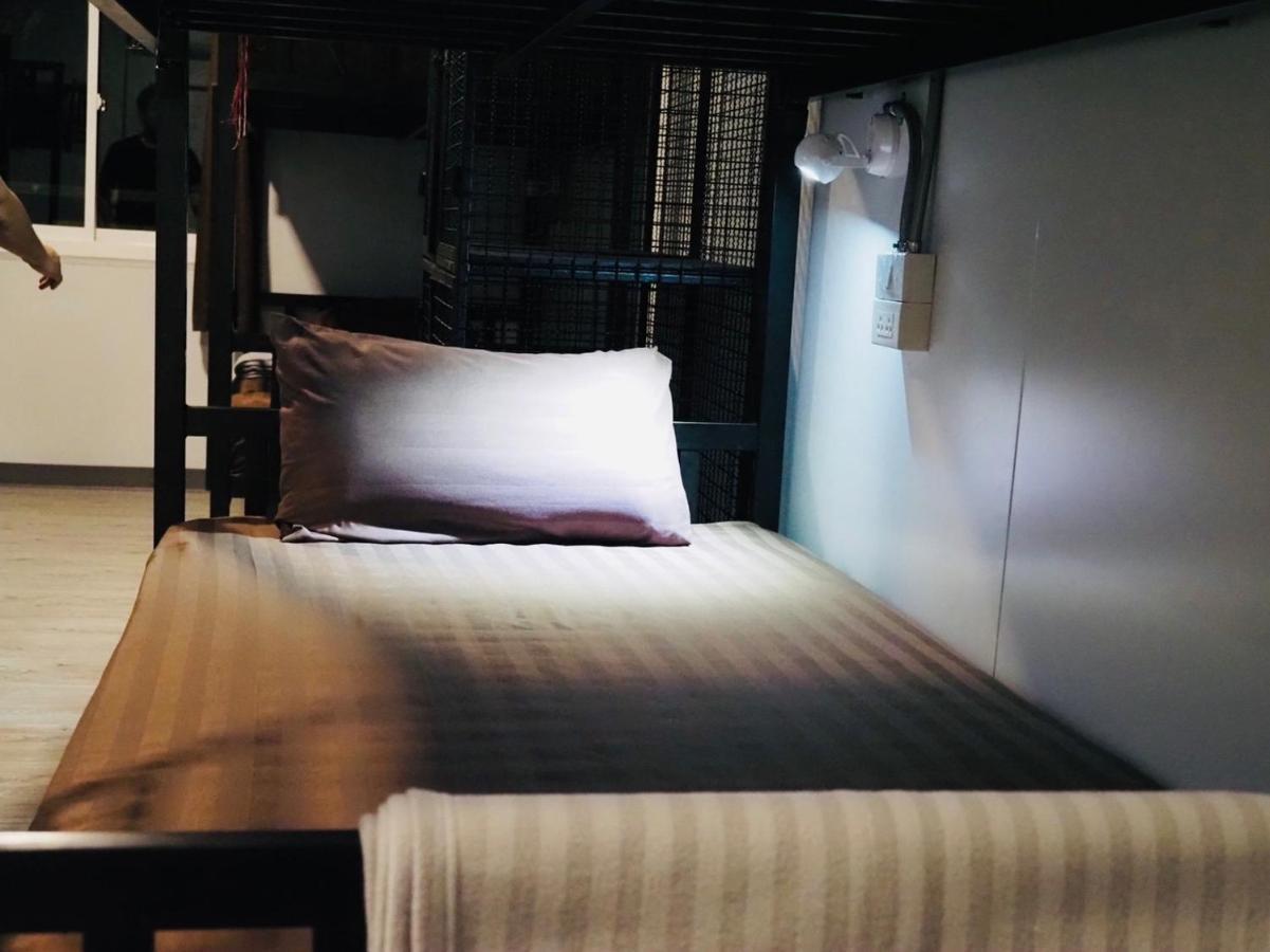 Bed 8-Bed Mixed Dormitory Room