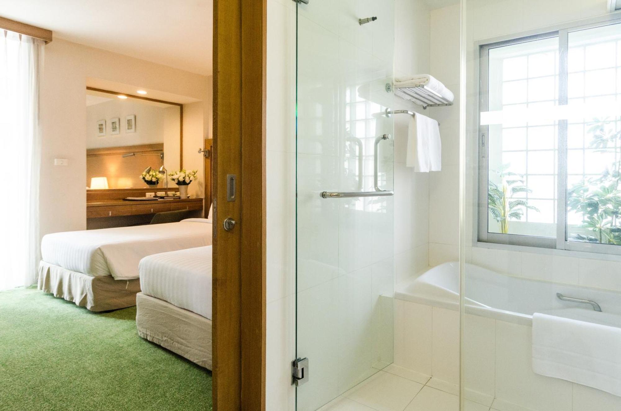 One-Bedroom Suite