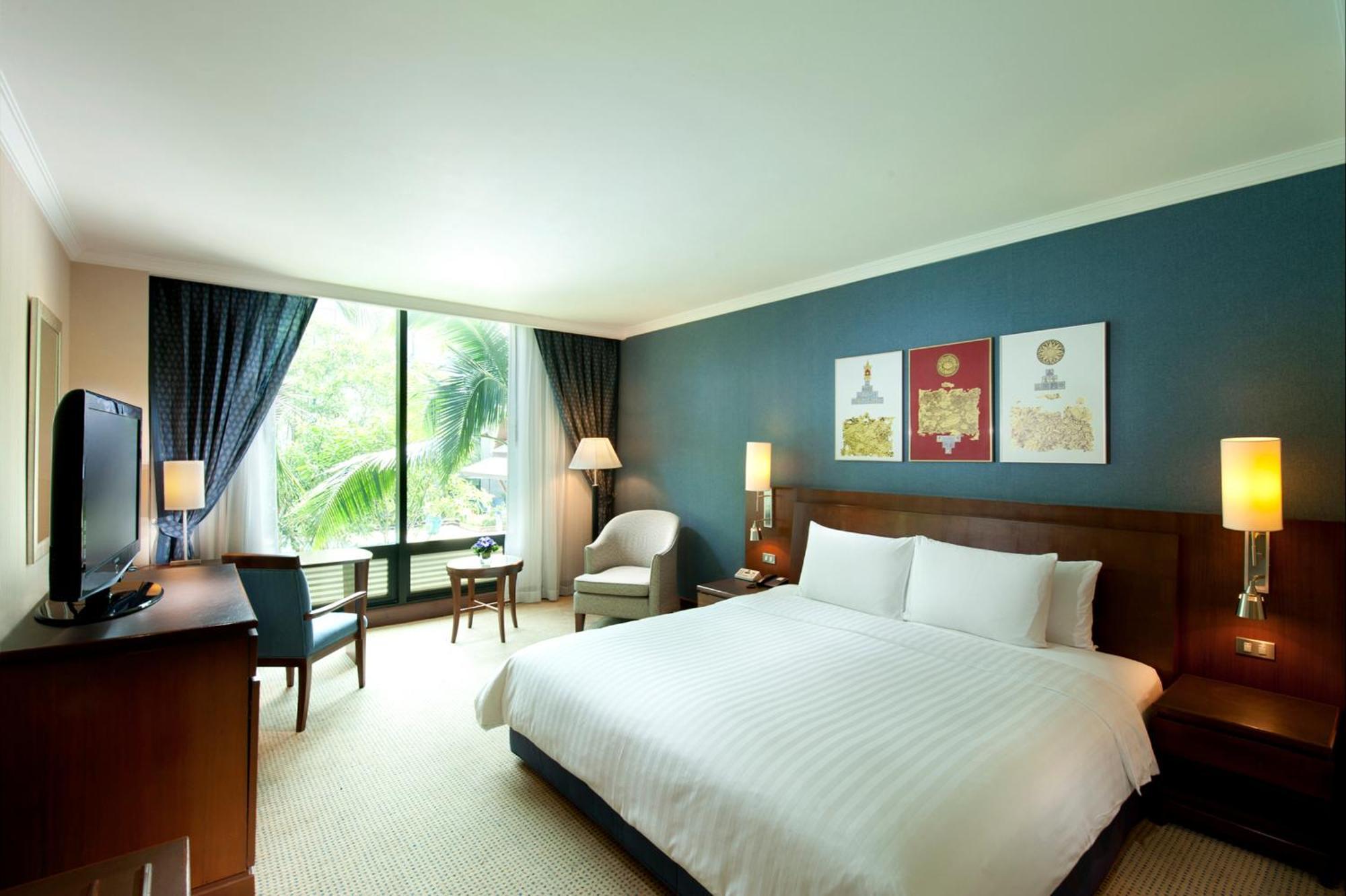 King Room Garden View