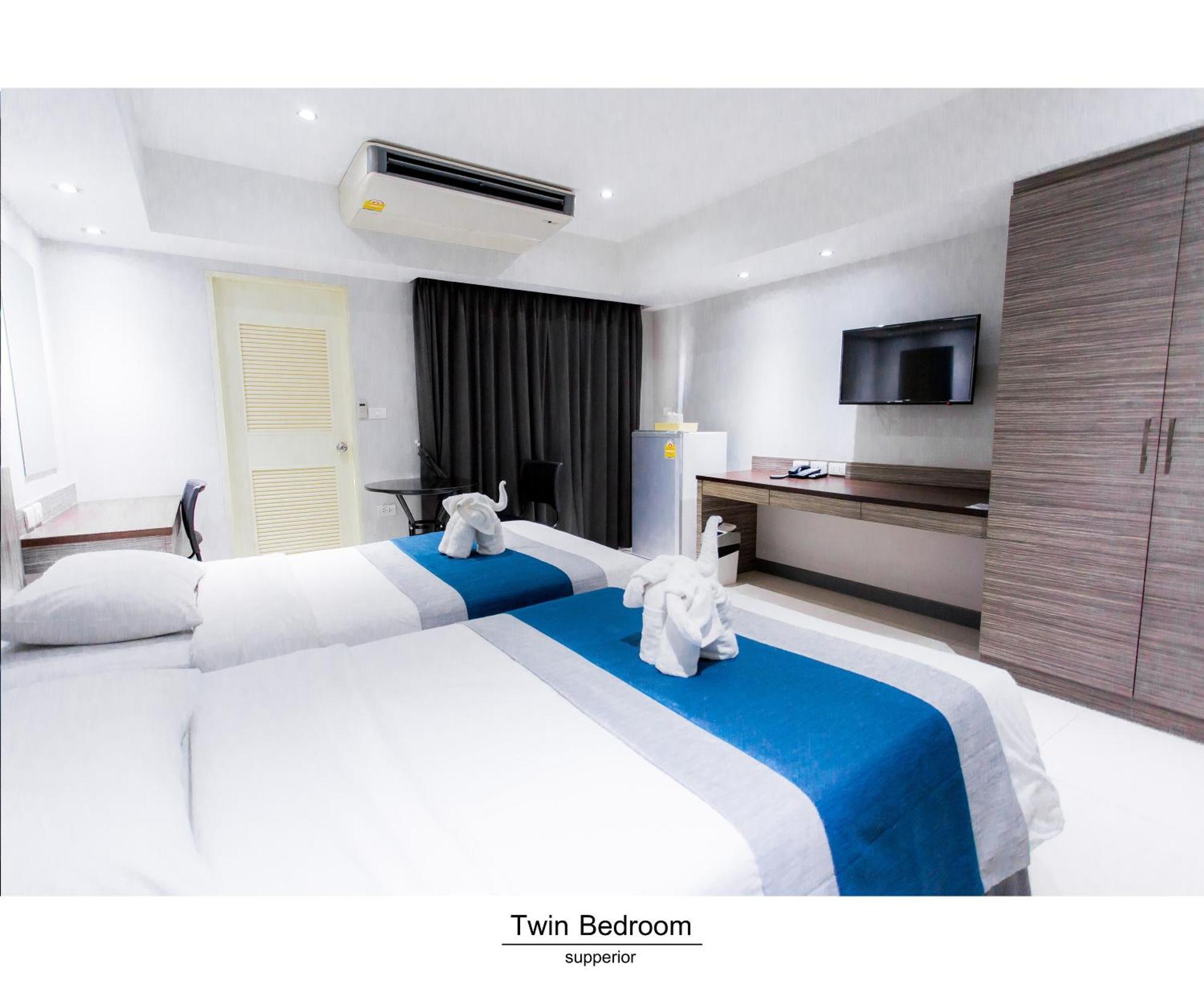 Superior Twin Room