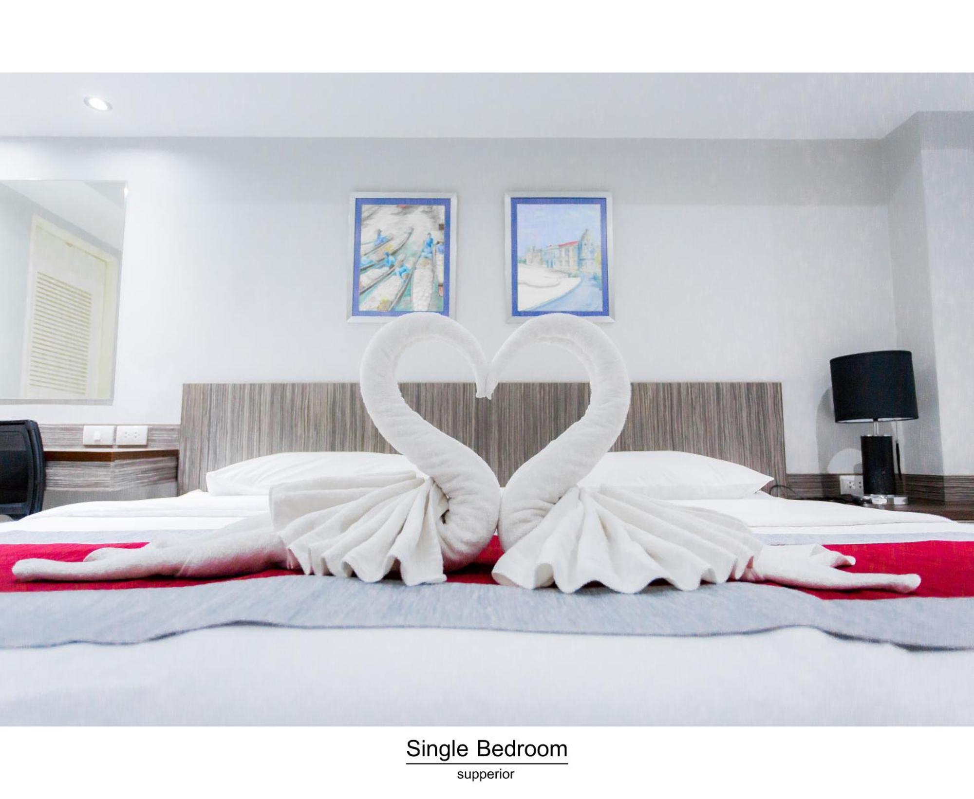 Superior Twin Room