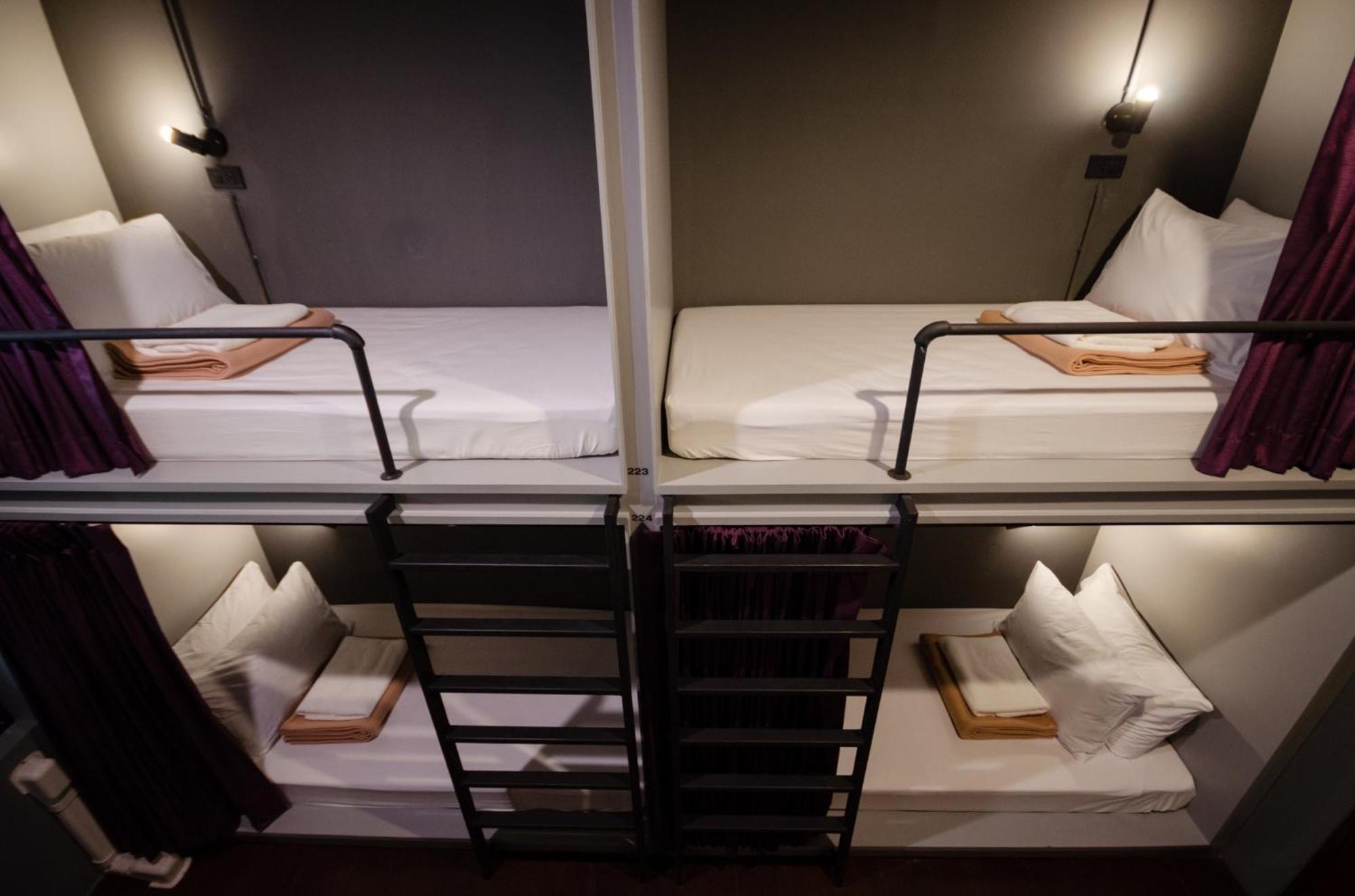 Bed 8-Bed Mixed Dormitory Room