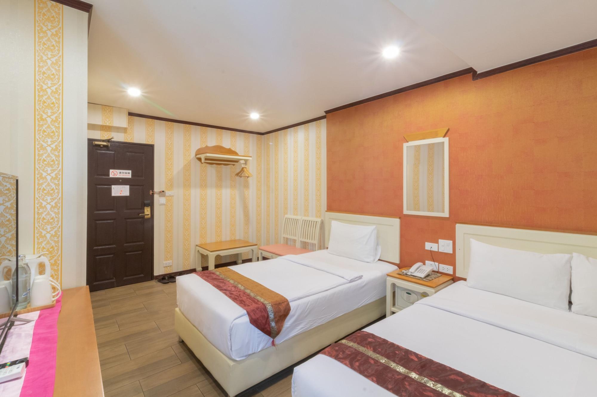 Deluxe Twin Room