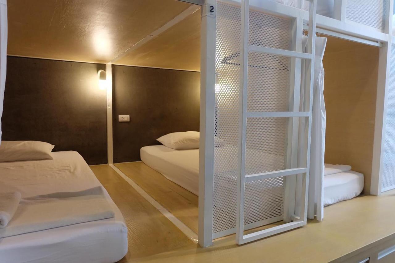 Mixed Dormitory Room