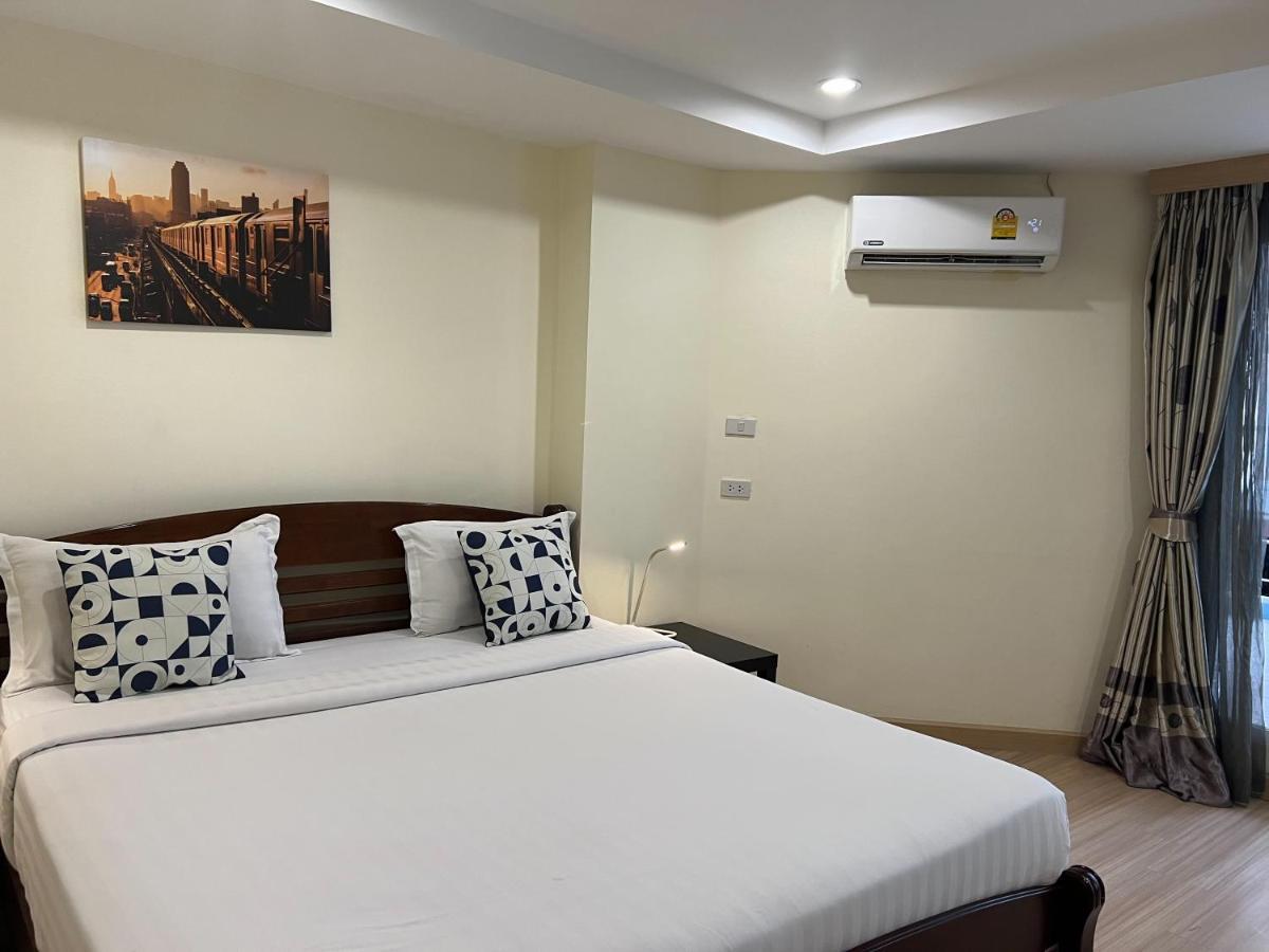 Deluxe Double Room Balcony,1292969416:JPEG