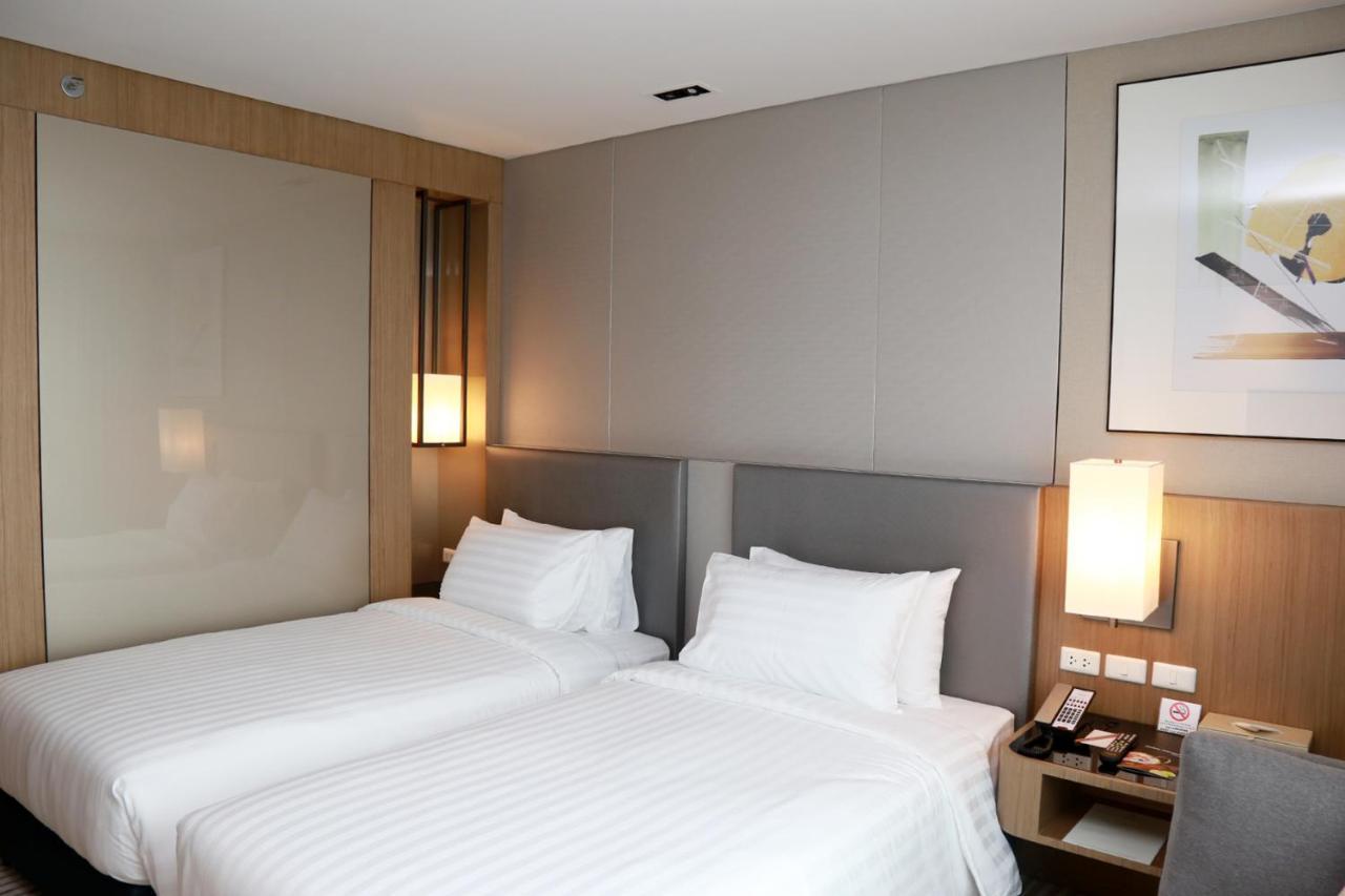 Premier Twin Room