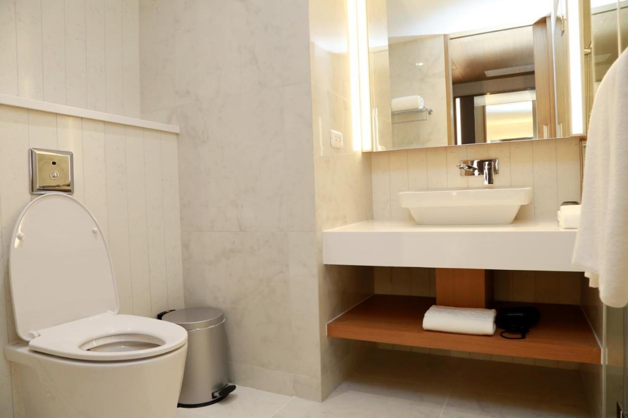 Premier Twin Room