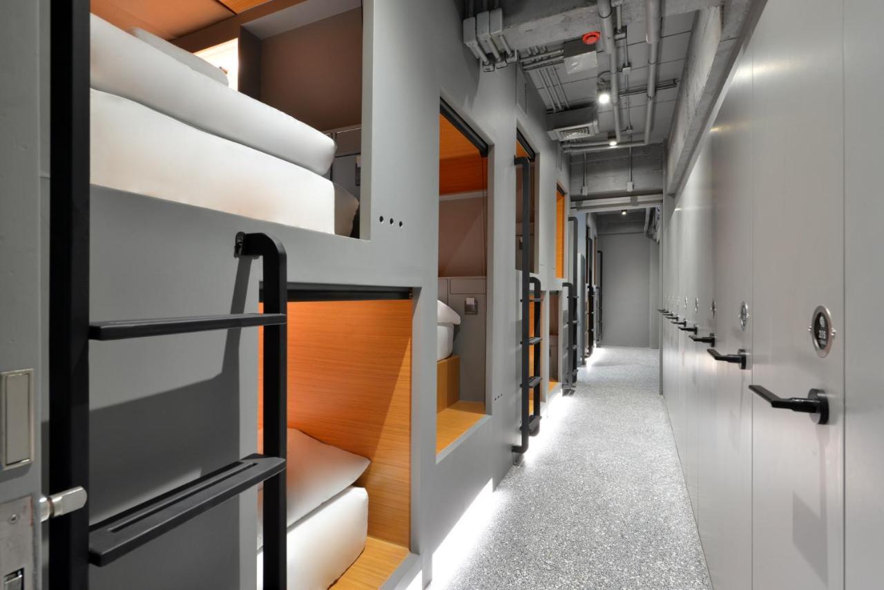 Bed Male Dormitory Room,1298612065:JPEG