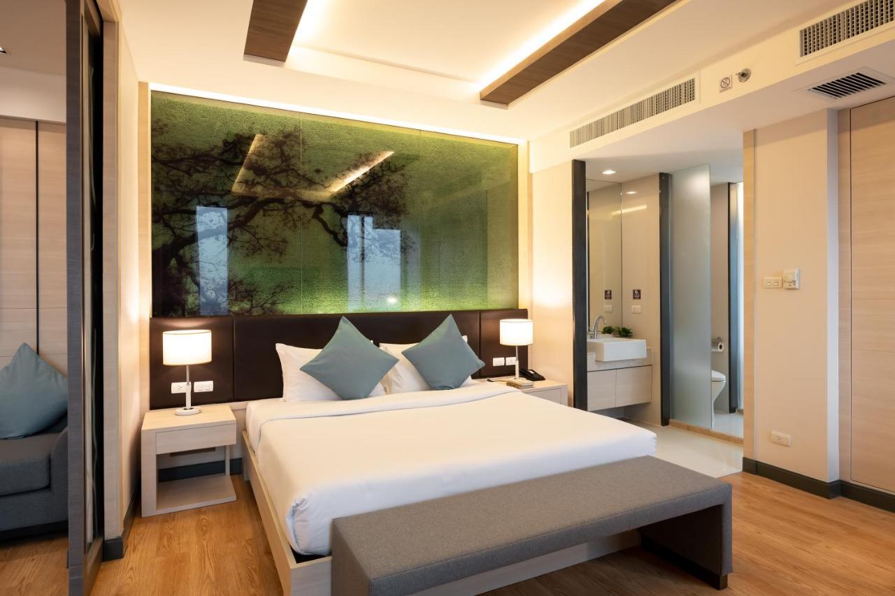 Premier Corner Double Room