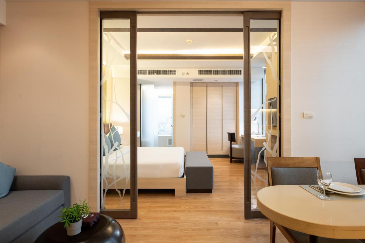 Premier Corner Double Room