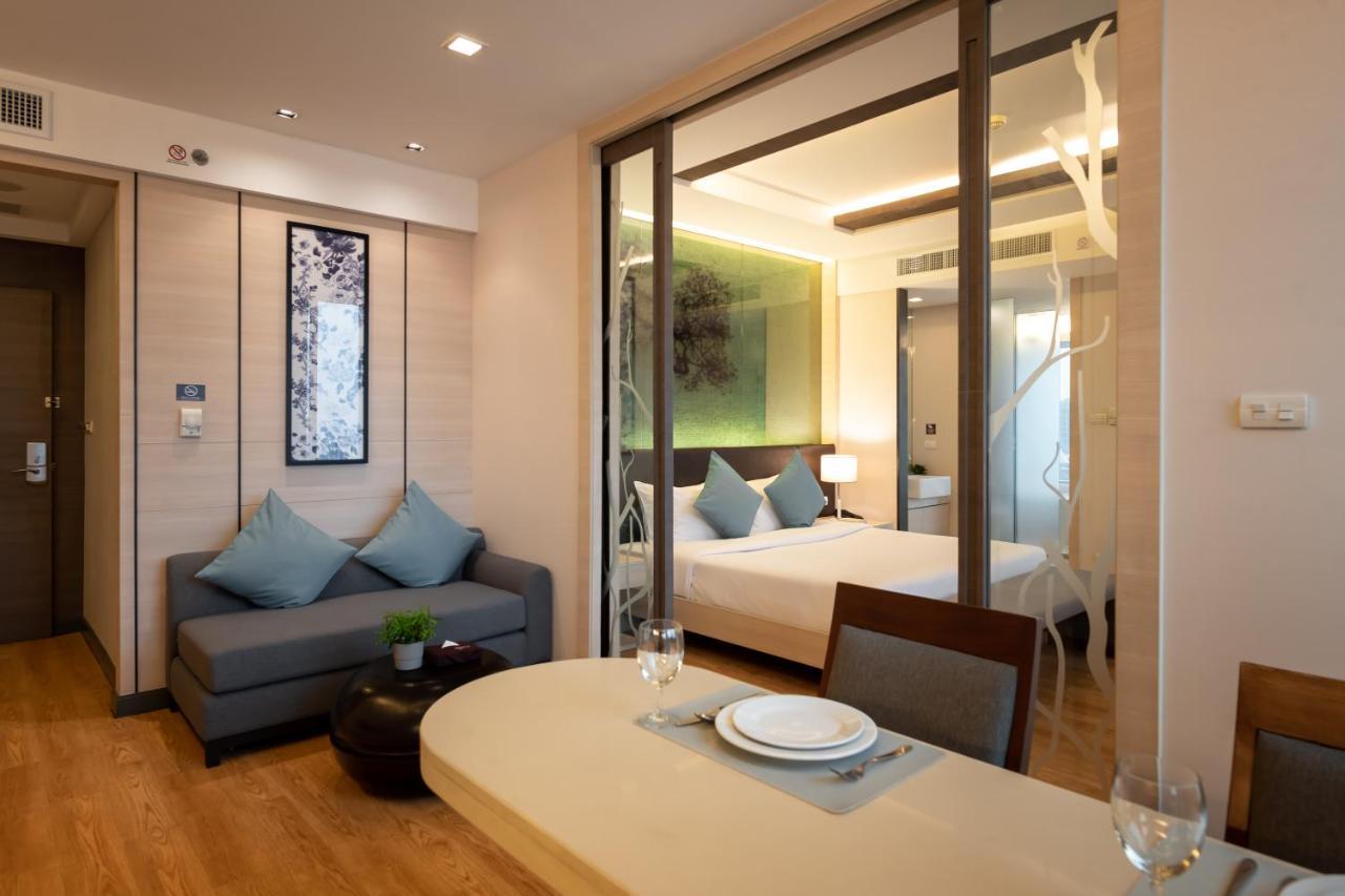 Premier Corner Double Room