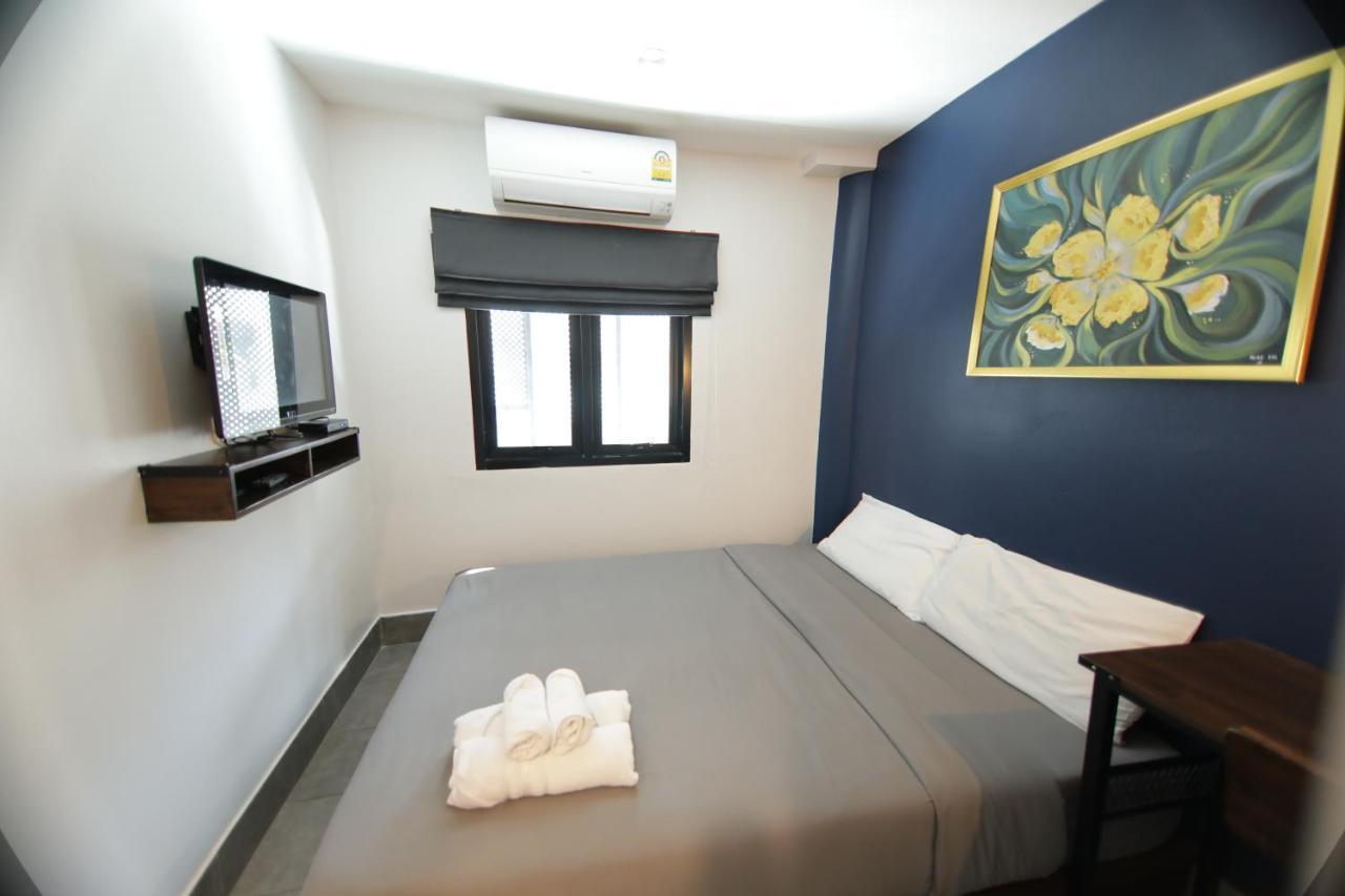 Standard Double Room,1318980346:JPEG