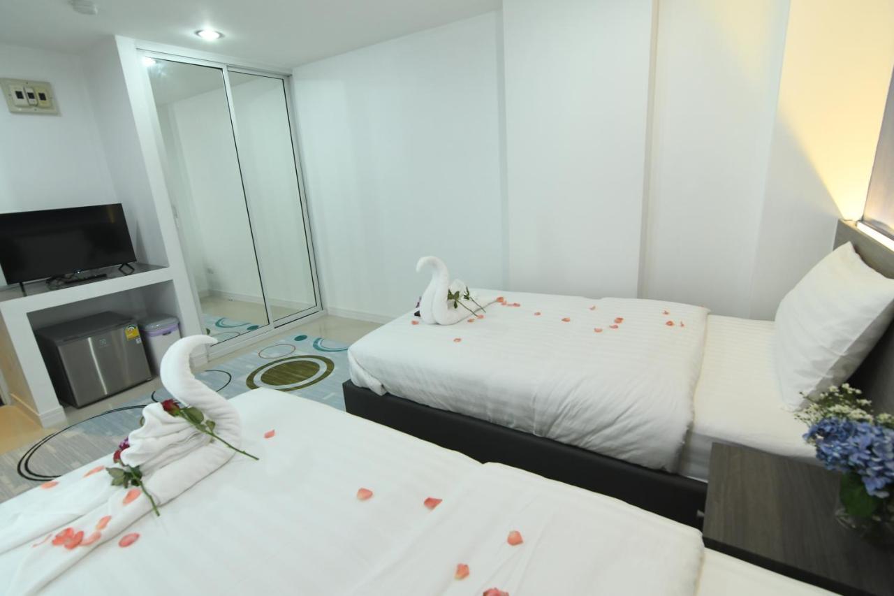 Single Room Bathroom