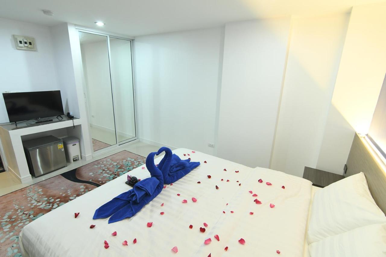Standard Studio