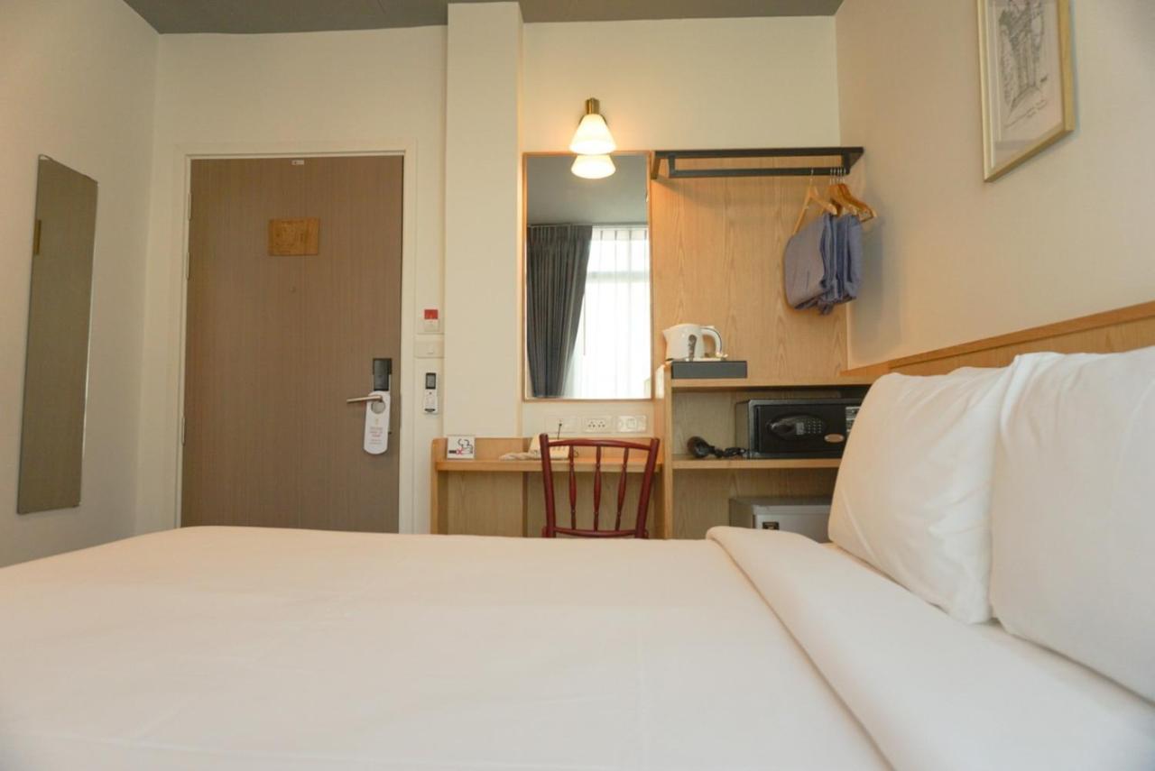 Superior Queen Room
