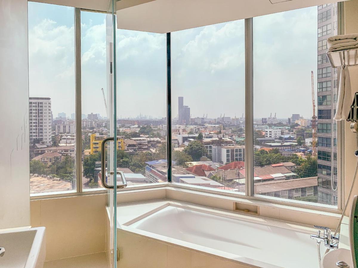 Sky Bay Suite