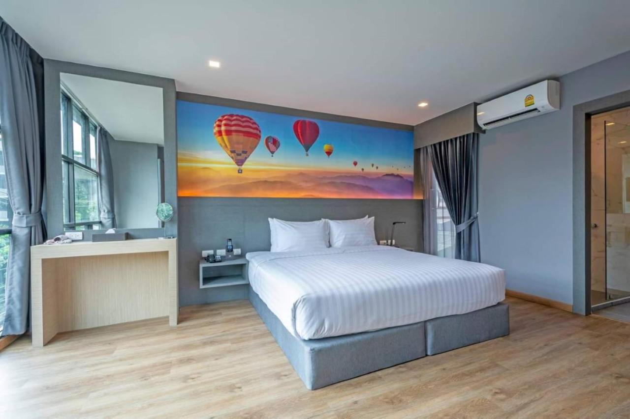 Deluxe Double Room City View