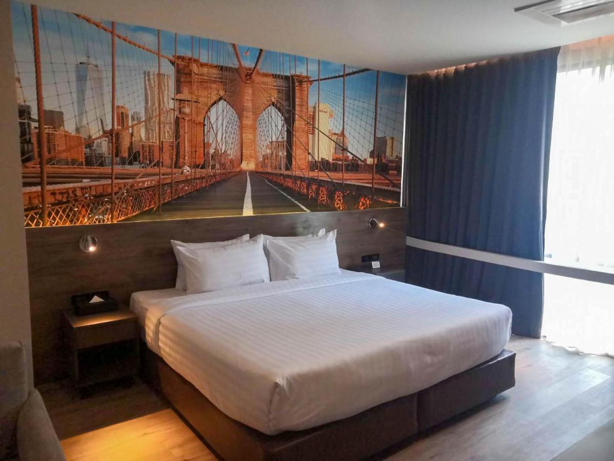 Premier Room