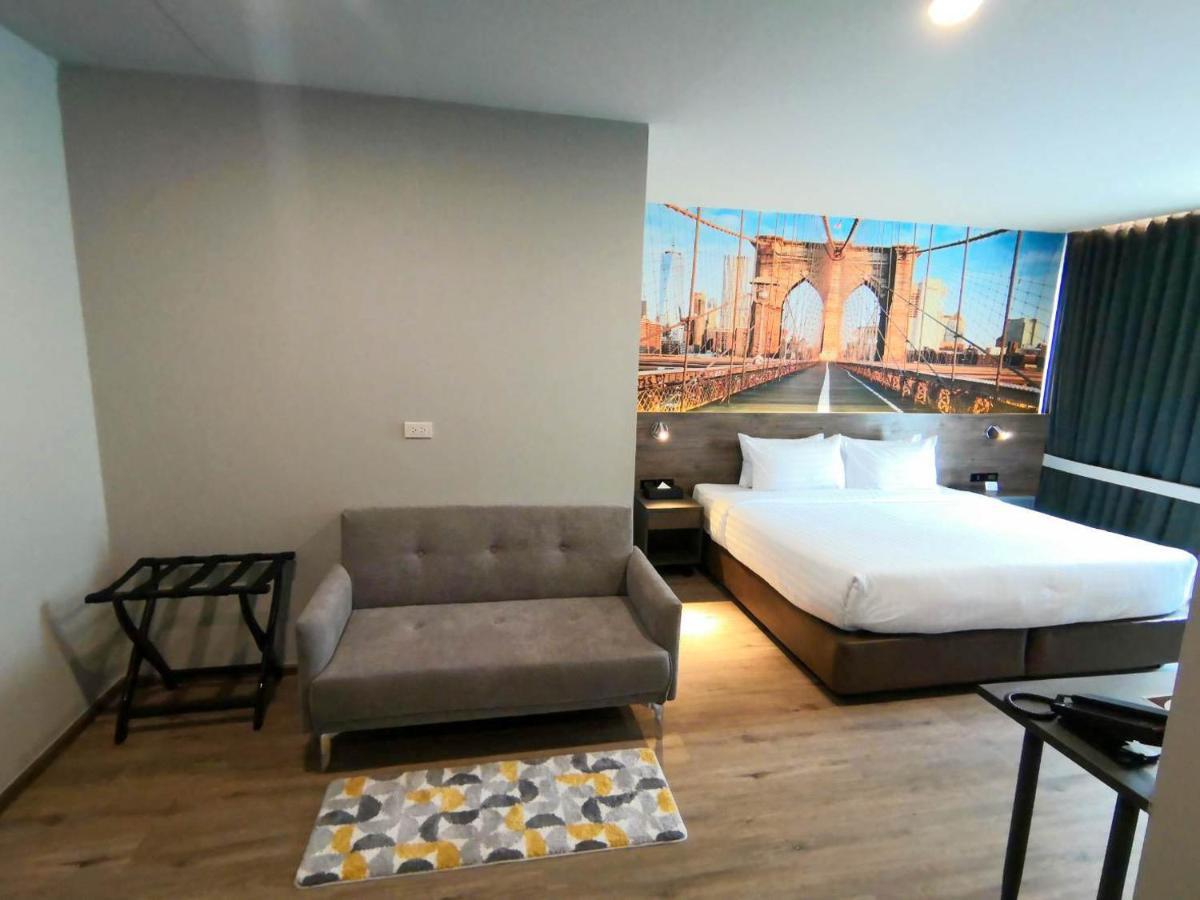 Premier Room