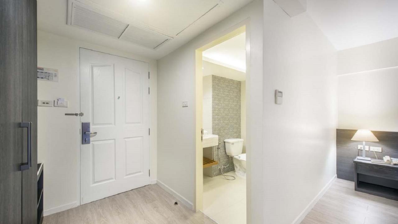 Superior Double or Twin Room,1215733993:JPEG