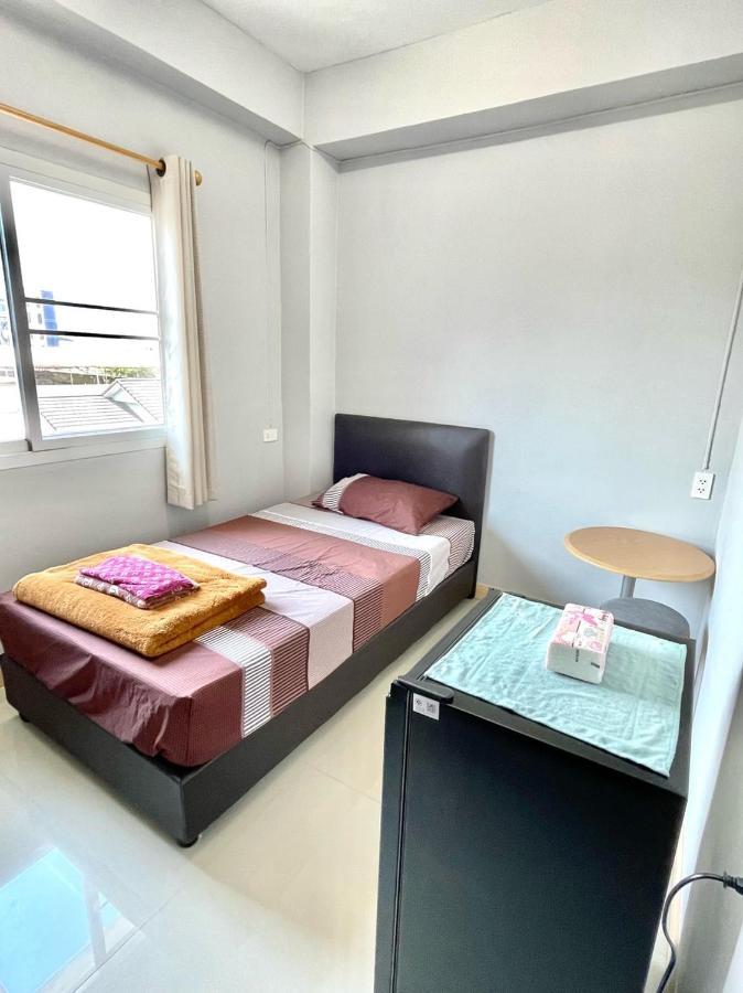 Single Room with Private Bathroom