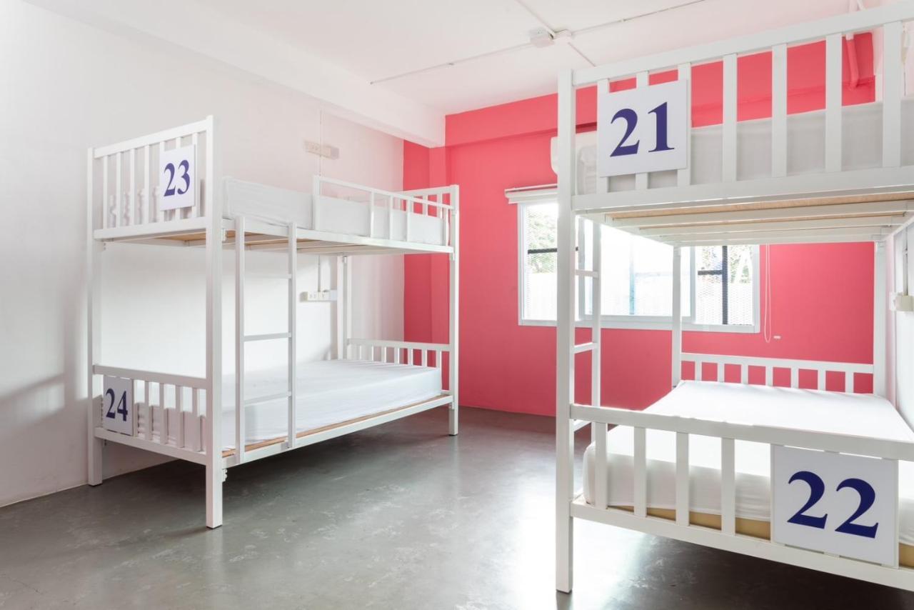 Bed 4-Bed Female Dormitory Room,1612988803:JPEG