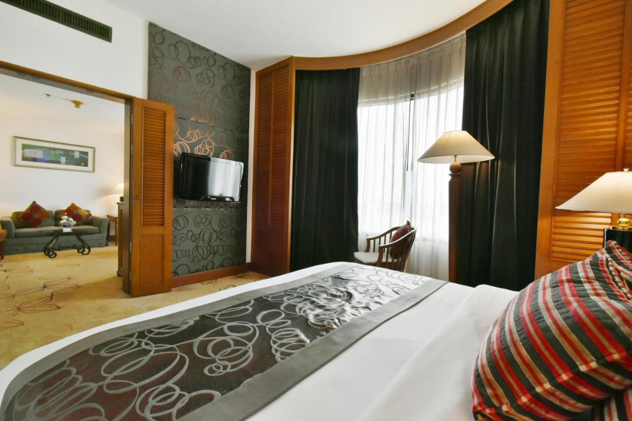 Junior Suite,1379470022:JPEG