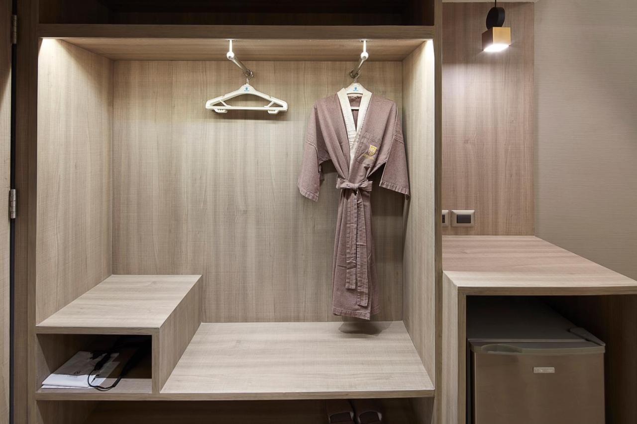 Premier Twin Room