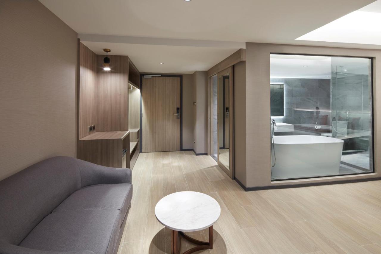 Mini Suite